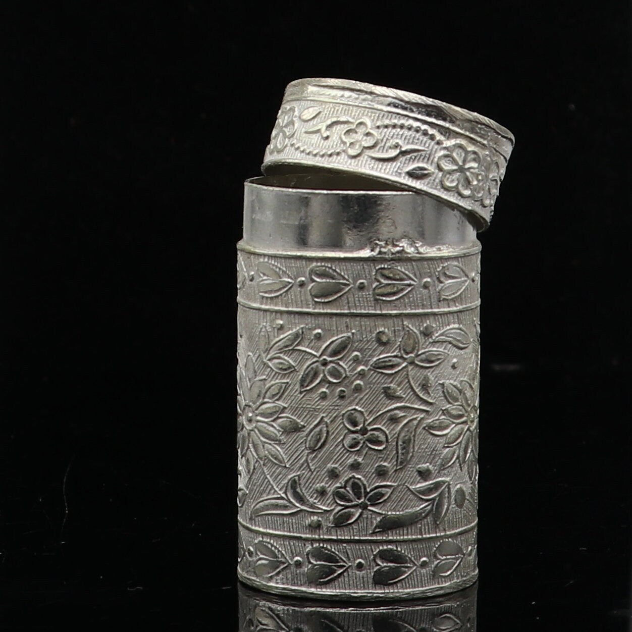 925 sterling silver trinket box, kajal box brides peacock design box/ Temple article stb853 - TRIBAL ORNAMENTS