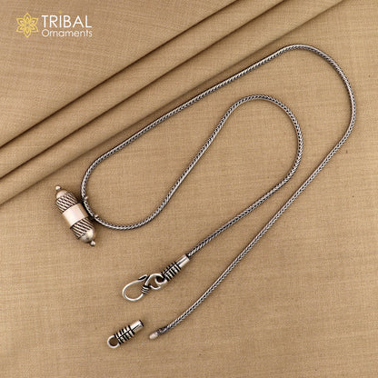 Sterling silver vintage amulet pendant with engraved design, box pendant, mantra box, by TRIBAL ORNAMENTS.