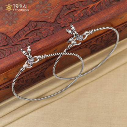 925 sterling silver vintage-style foot bracelet anklet with hanging drops, ethnic belly dance jewelry by TRIBAL ORNAMENTS.