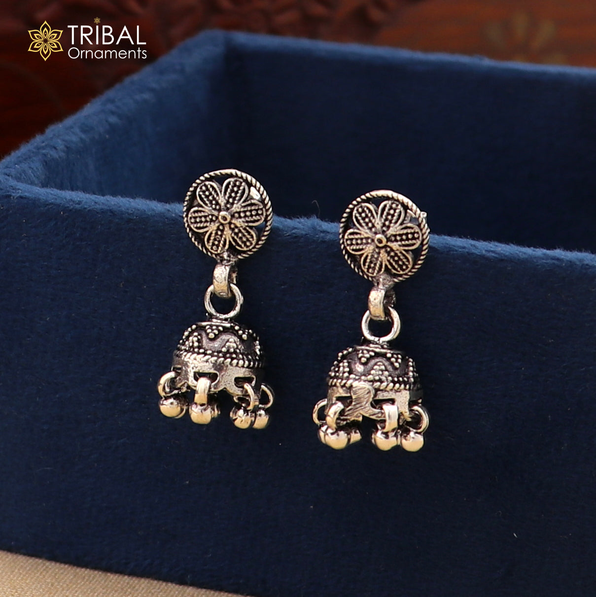 925 sterling silver vintage drop dangle earring with tribal design, lightweight tribal jewelry by TRIBAL ORNAMENTS.