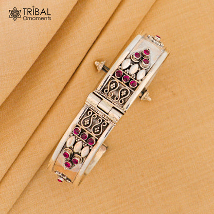 Sterling silver vintage tribal bangle bracelet with a purple stone, stylish and elegant tribal brides jewelry by TRIBAL ORNAMENTS.
