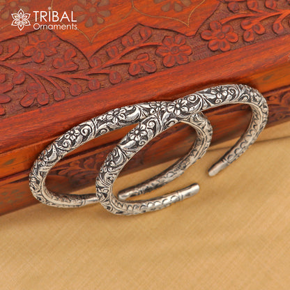 Sterling silver vintage flower design oxidized foot kada ankle bracelet featuring tribal ethnic jewelry style.
