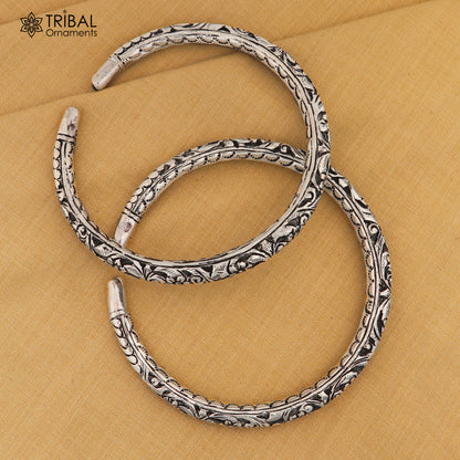 925 sterling silver vintage flower design oxidized foot kada ankle bracelet with tribal ethnic jewelry style from TRIBAL ORNAMENTS.
