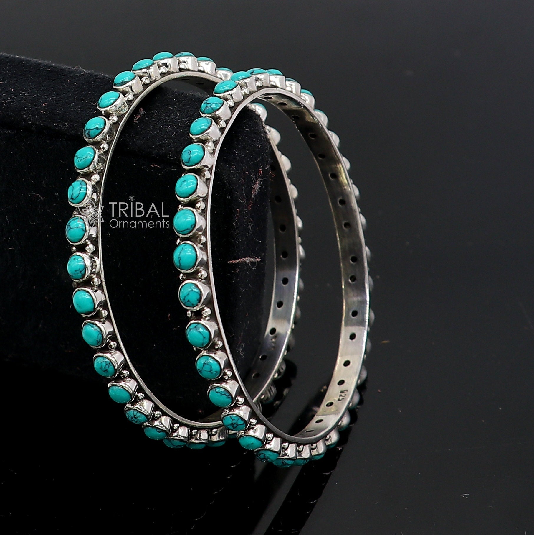 Sterling silver turquoise stone bangle bracelet with vintage waved design, ethnic jewelry perfect for brides from Tribal Ornaments.