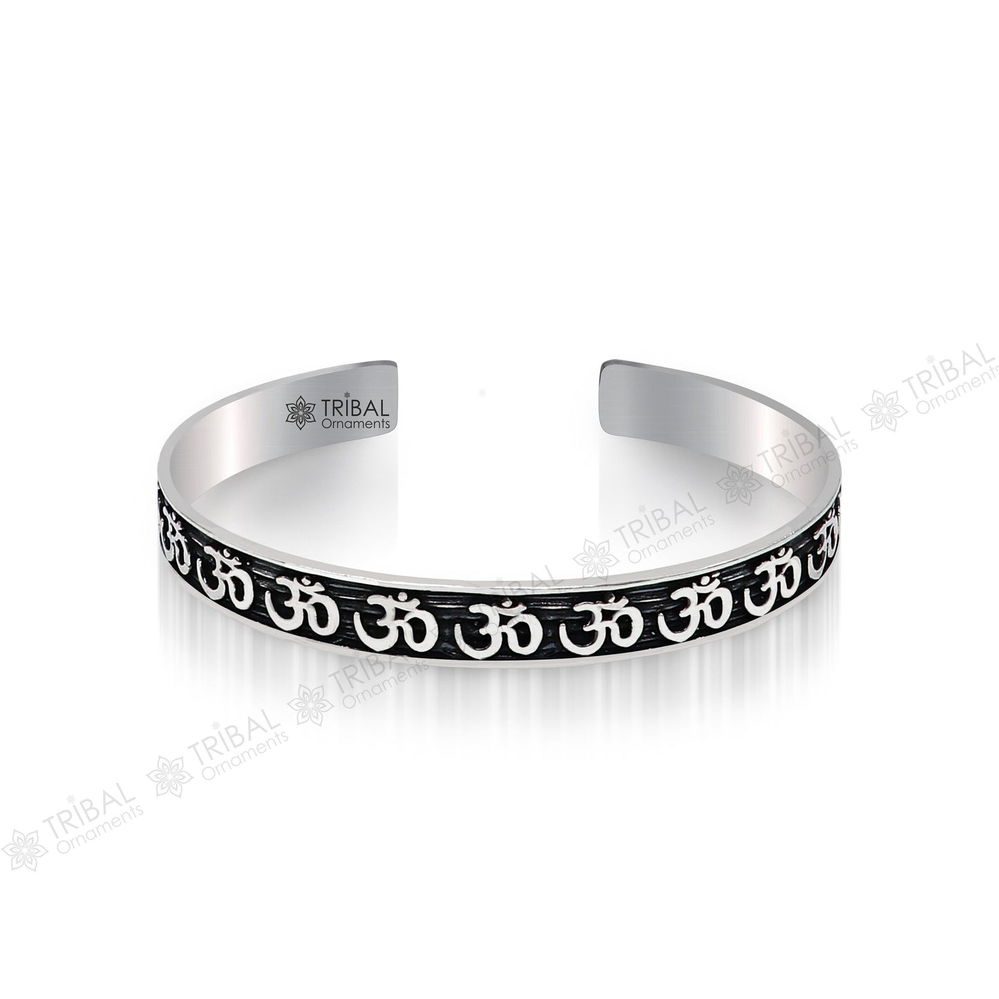 925 sterling Stylish handcrafted silver 'AUM' mantra adjustable cuff kada unisex divine fashionable jewelry india CUFF235 - TRIBAL ORNAMENTS