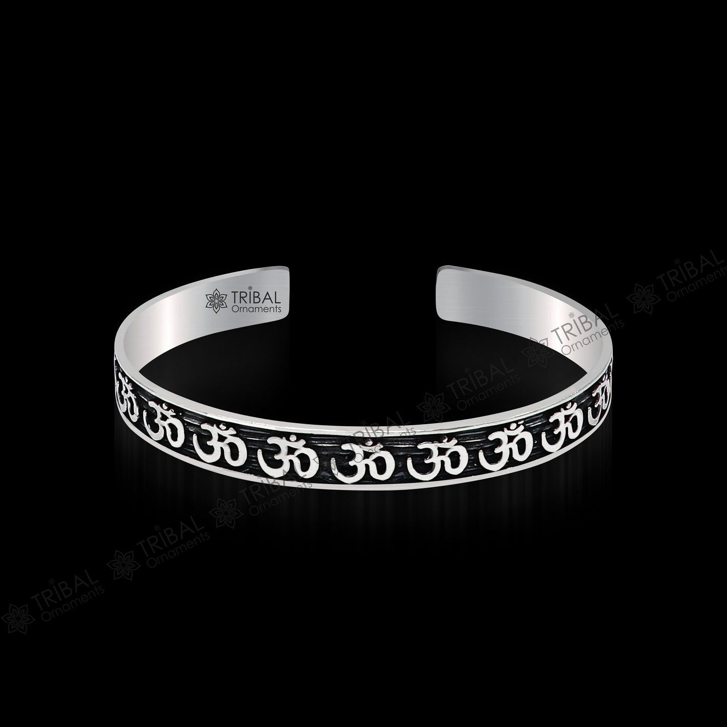925 sterling Stylish handcrafted silver 'AUM' mantra adjustable cuff kada unisex divine fashionable jewelry india CUFF235 - TRIBAL ORNAMENTS