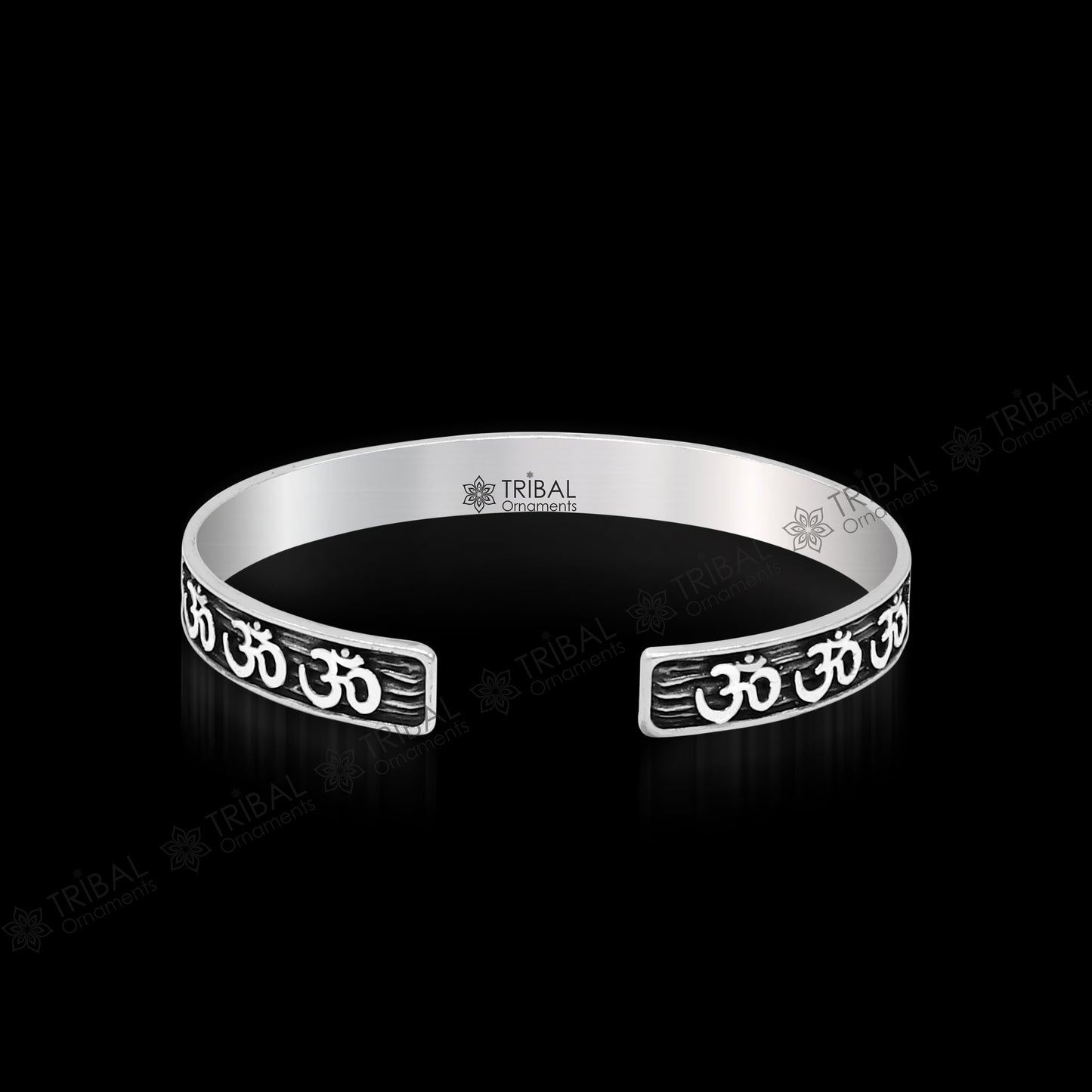 925 sterling Stylish handcrafted silver 'AUM' mantra adjustable cuff kada unisex divine fashionable jewelry india CUFF235 - TRIBAL ORNAMENTS
