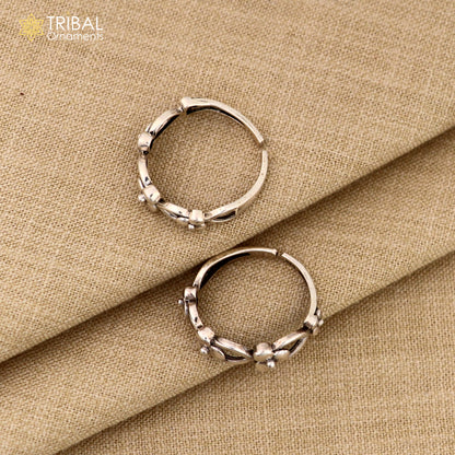 Sterling silver toe ring with intricate tribal design, perfect for brides and ethnic wedding jewelry by Tribal Ornaments.