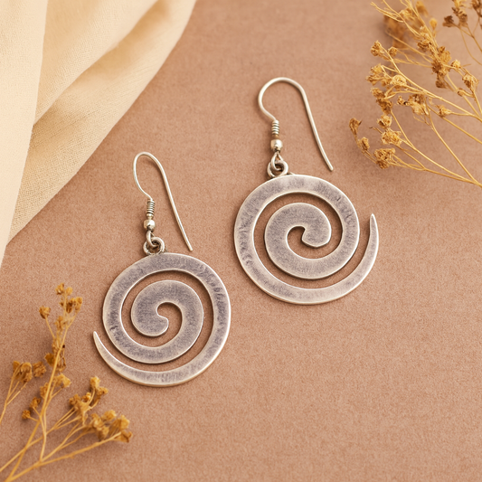 Amazing spiral design 925 solid sterling silver scratch link fancy hoops earrings tribal jewelry from Rajasthan india daily use jewelry s420 - TRIBAL ORNAMENTS