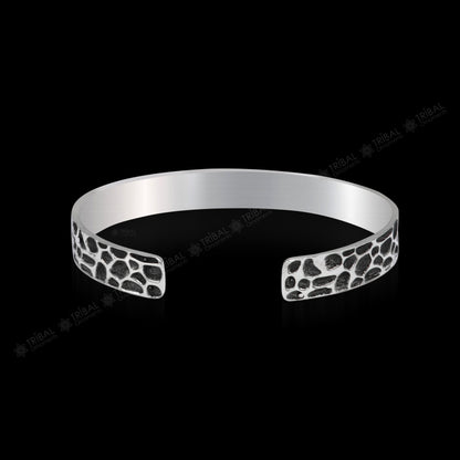 Handmade 925 sterling silver cuff kada bracelet from TRIBAL ORNAMENTS, adjustable unisex jewelry with an exclusive tribal design.