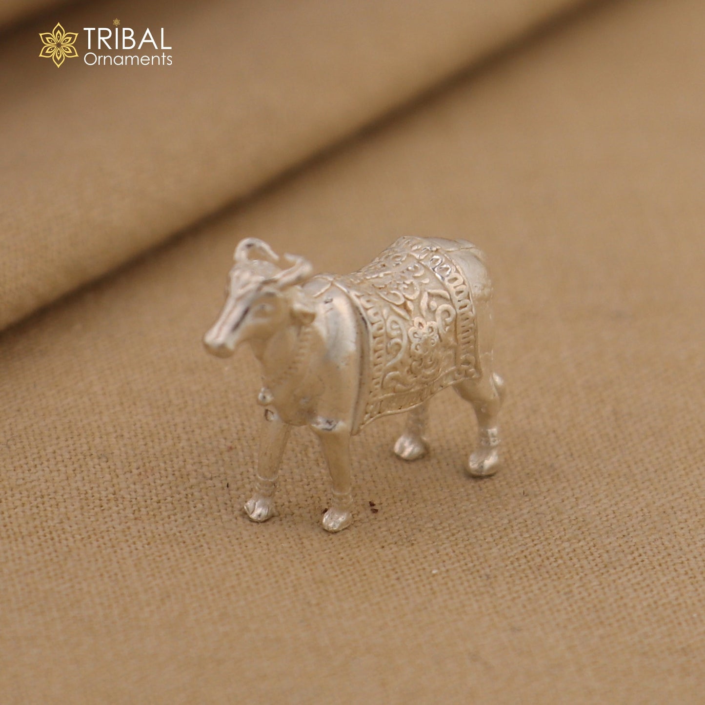 Divine cow 925 sterling silver vintage Nakshi work design Kamdhenu cow, deity's cow, wishing cow art835 - TRIBAL ORNAMENTS