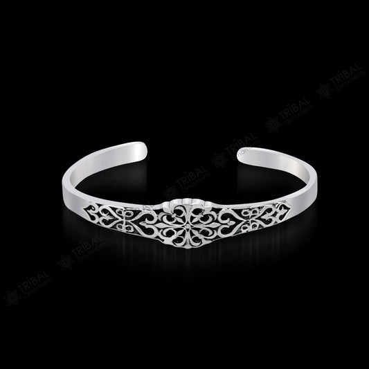 Unisex 925 sterling silver open face cuff bracelet with intricate tribal design, handmade Indian jewelry by Tribal Ornaments.