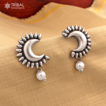 Handmade vintage-style 925 sterling silver half moon stud earrings with hanging pearls from TRIBAL ORNAMENTS.