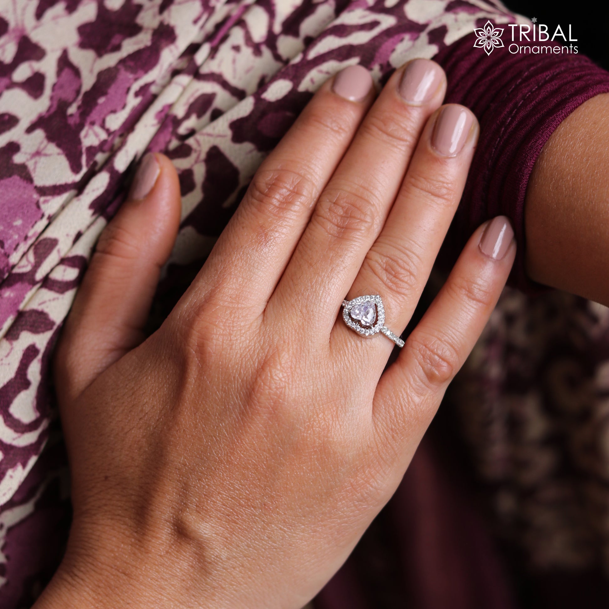Heart design silver ring - TRIBAL ORNAMENTS
