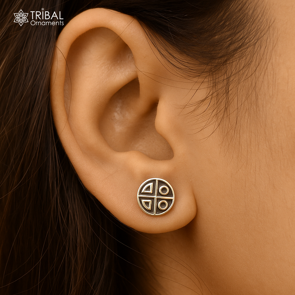 Mythra round shape 925 pure silver unisex stud earring jewelry s1401 - TRIBAL ORNAMENTS