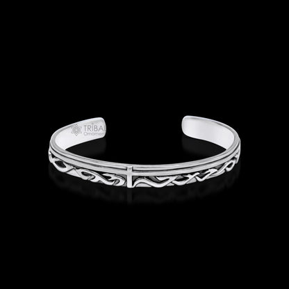 Vintage style 925 sterling silver adjustable cuff bracelet by TRIBAL ORNAMENTS, unisex handmade jewelry with antique design.