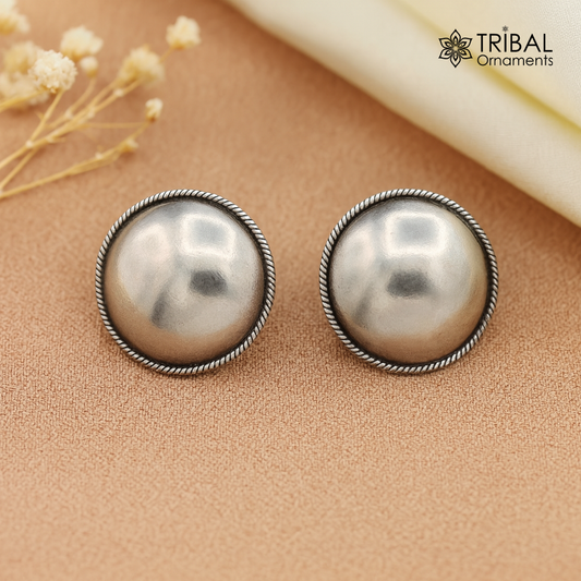 Vintage design 925 sterling silver plain style handmade round design fabulous Stud earrings tribal jewelry from Rajasthan india  s523 - TRIBAL ORNAMENTS