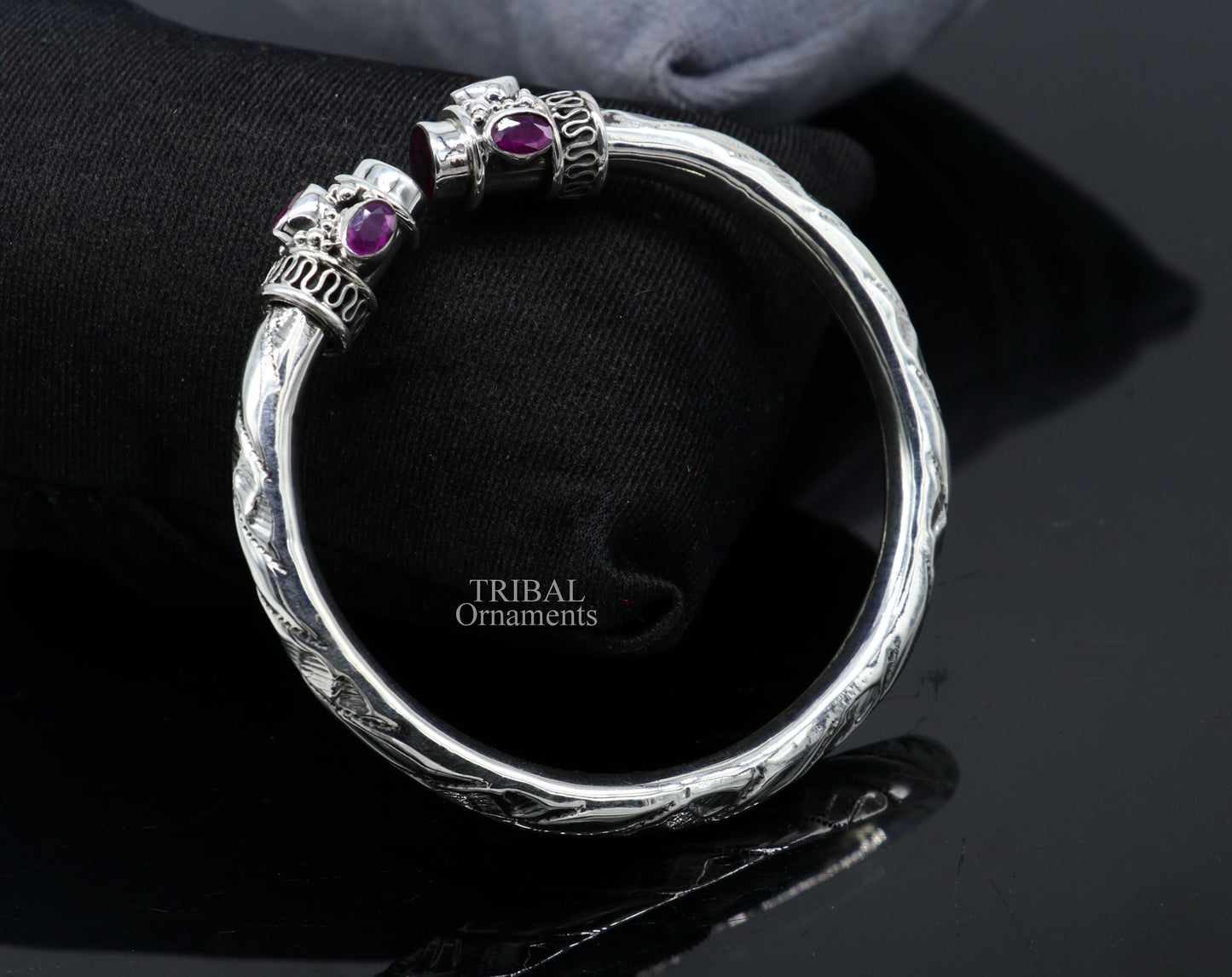 Vintage tribal 925 sterling silver stone bangle cuff bracelet with adjustable twisting design, Indian tribal jewelry style.