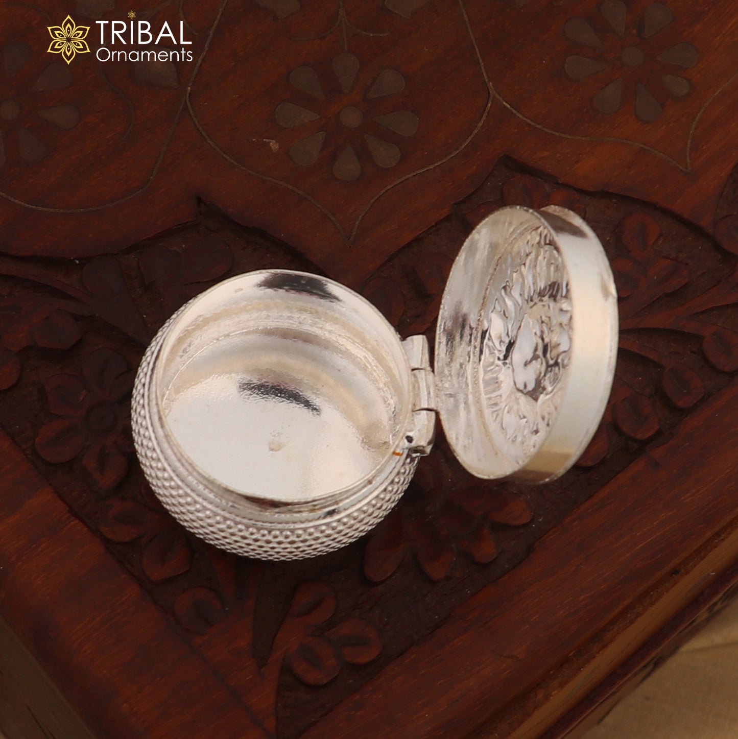 Vintage lion design 925 Sterling silver trinket box, eye kajal box, kumkum box, sindur box, best brides gift stb380 - TRIBAL ORNAMENTS