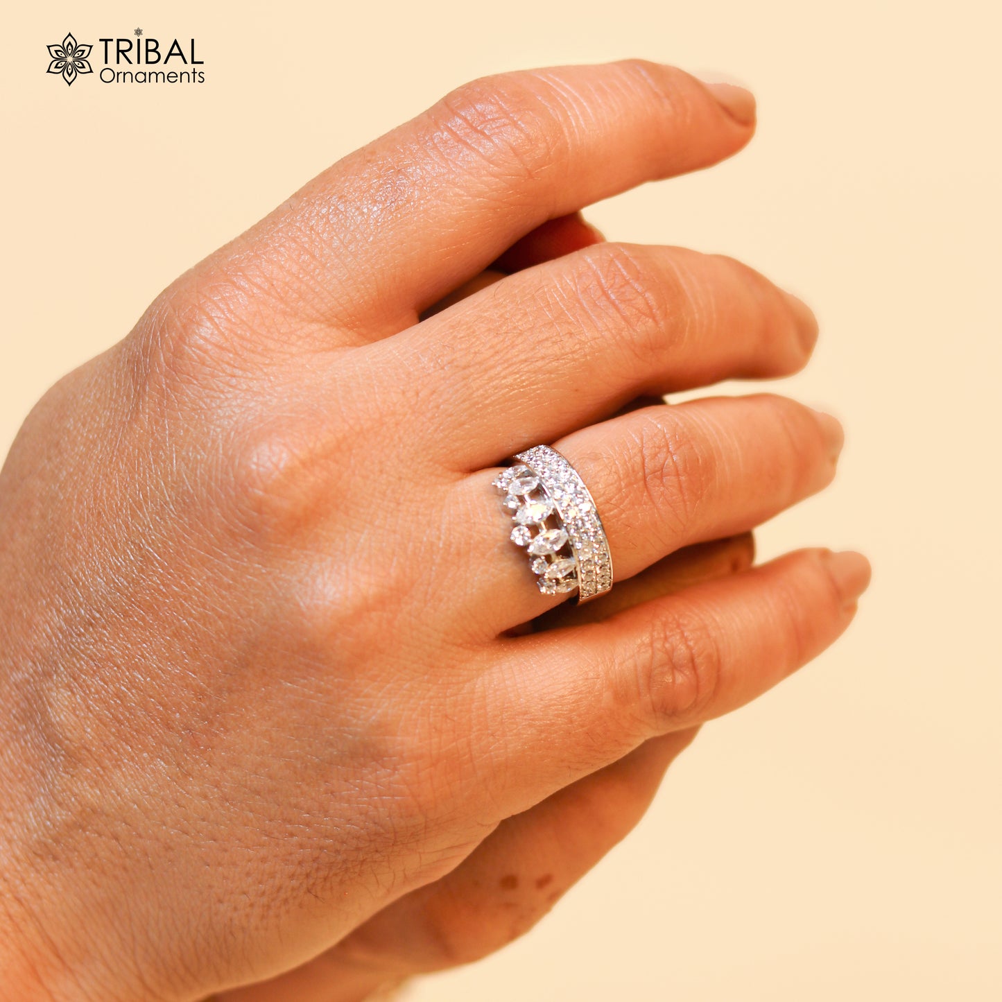 White stone Crown queen style silver ring - TRIBAL ORNAMENTS