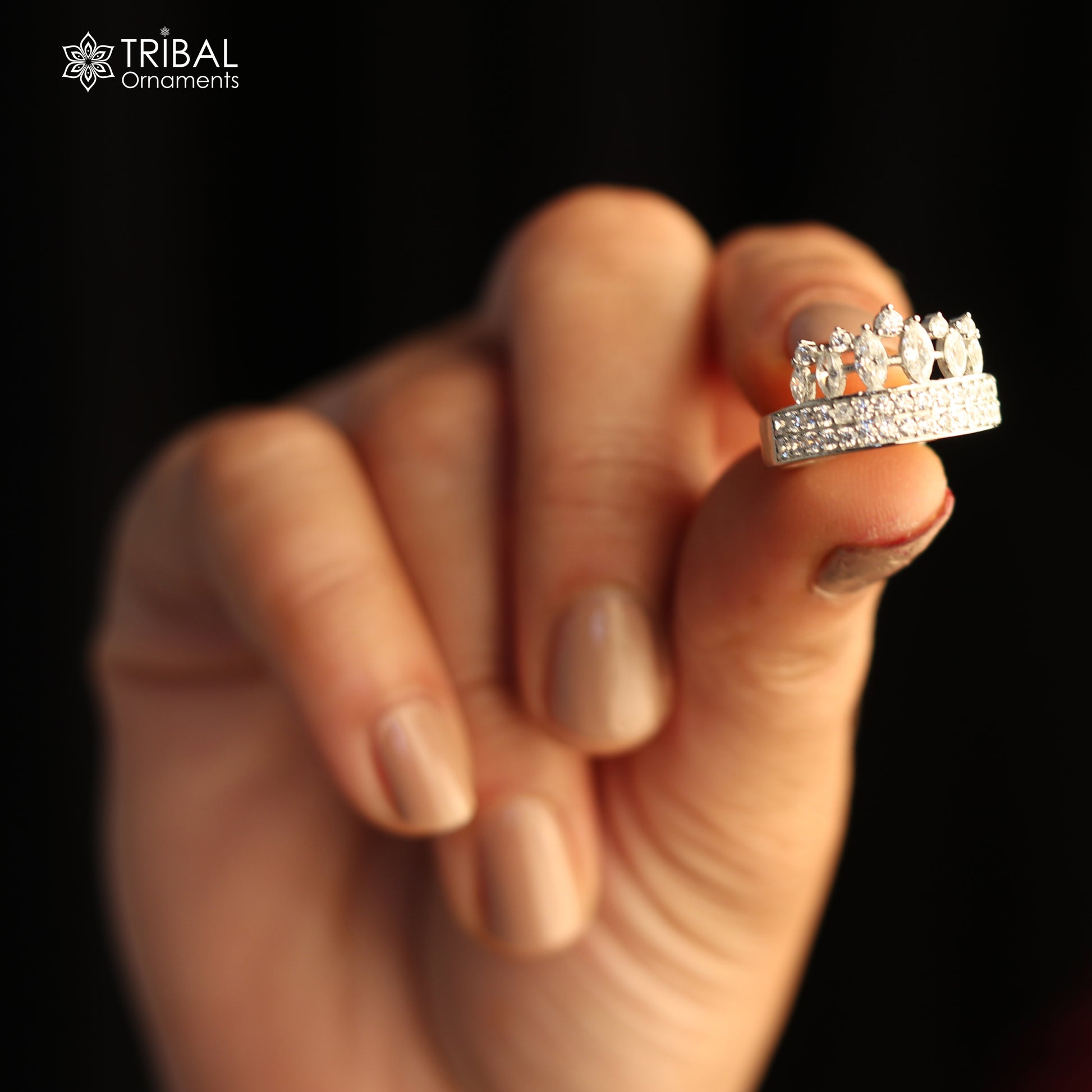 White stone Crown queen style silver ring - TRIBAL ORNAMENTS