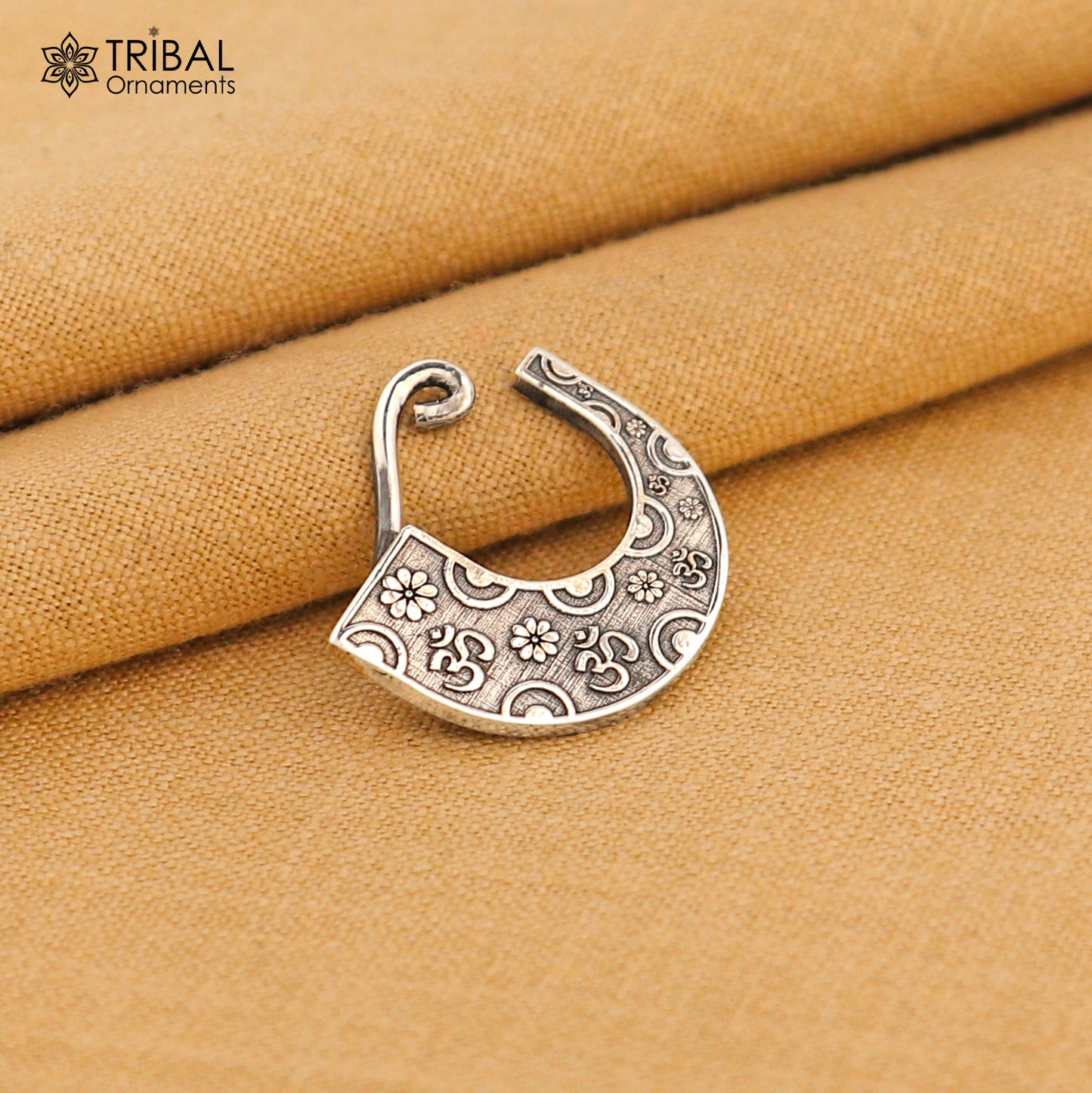 925 sterling silver tribal-style clip-on nose pin with vintage design, ethnic tribal jewelry, handcrafted by Tribal Ornaments.