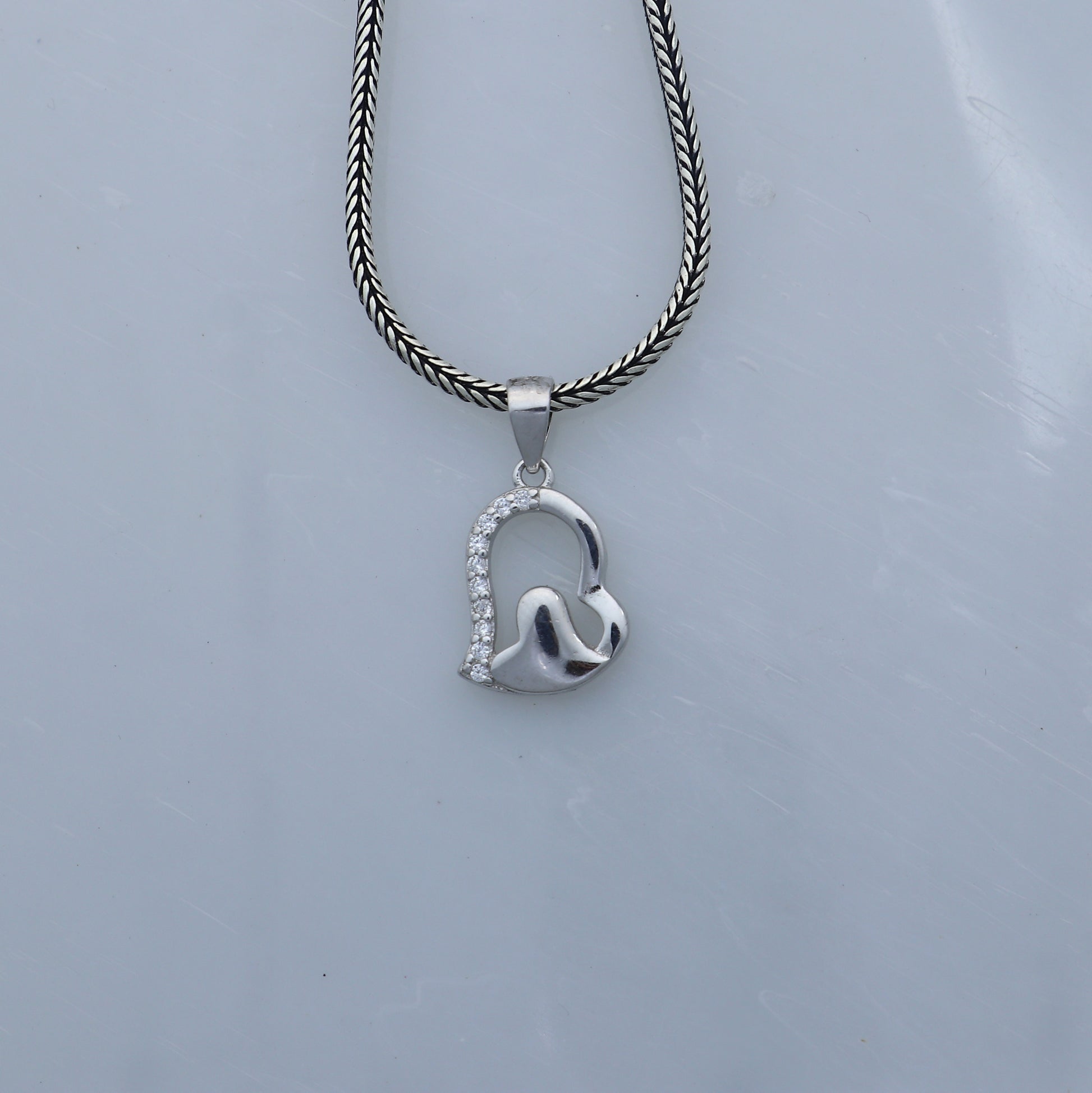 925 Sterling silver diamond heart design pendant nsp941 - TRIBAL ORNAMENTS