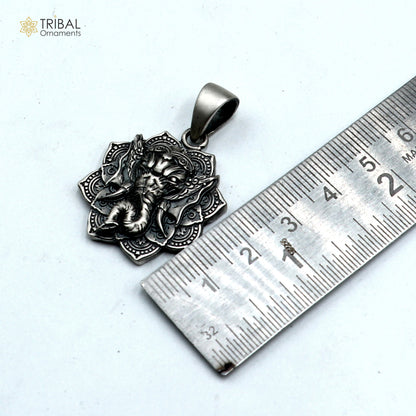 925 sterling silver Lord Ganesha pendant with floral design on chain, tribal jewelry by TRIBAL ORNAMENTS.