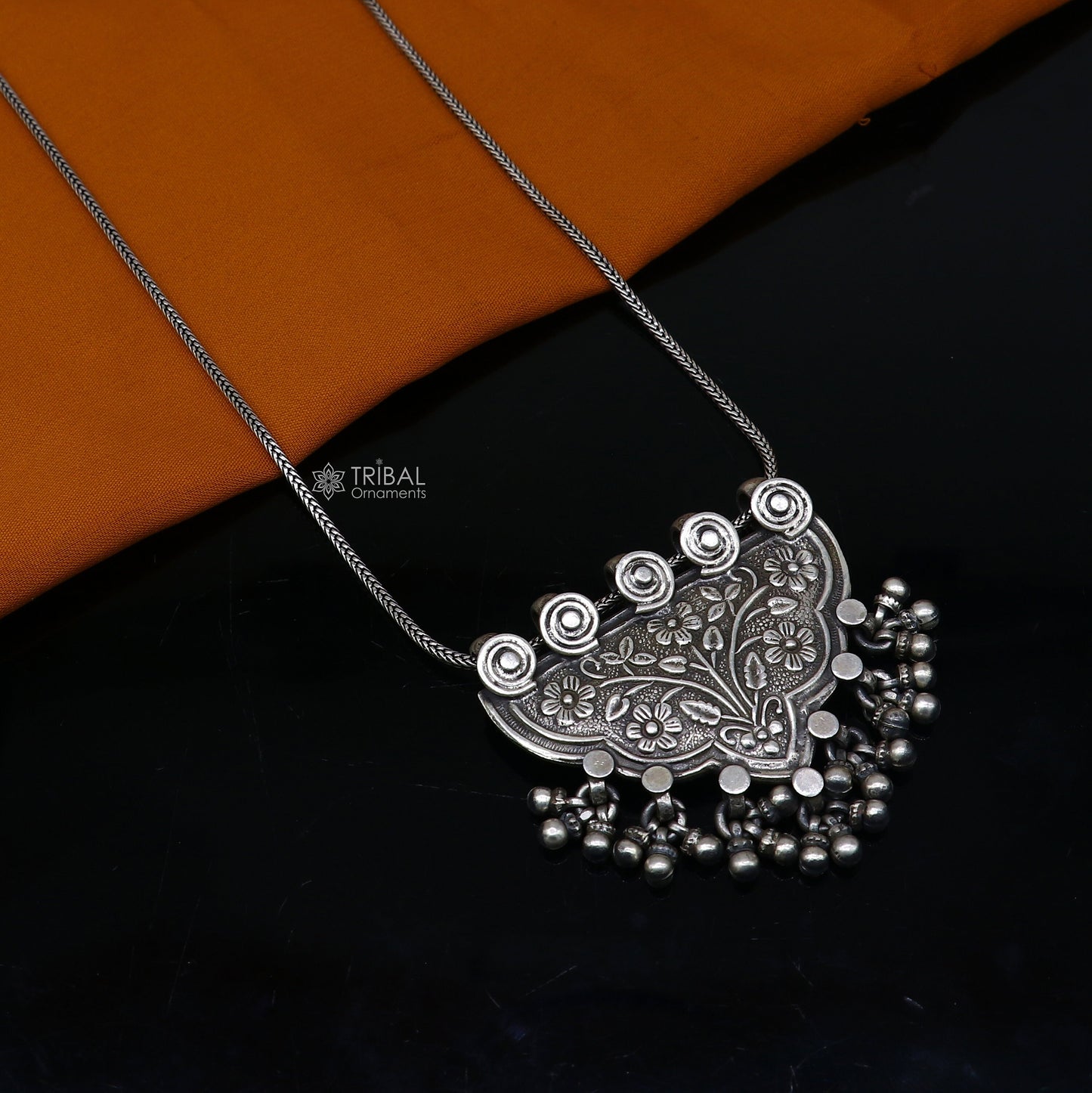 Handmade 925 sterling silver tribal cultural pendant for wedding jewelry, featuring intricate designs and traditional craftsmanship.