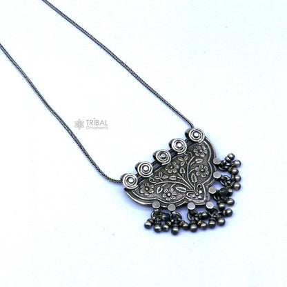 Handmade 925 sterling silver tribal-style cultural pendant for wedding jewelry by TRIBAL ORNAMENTS