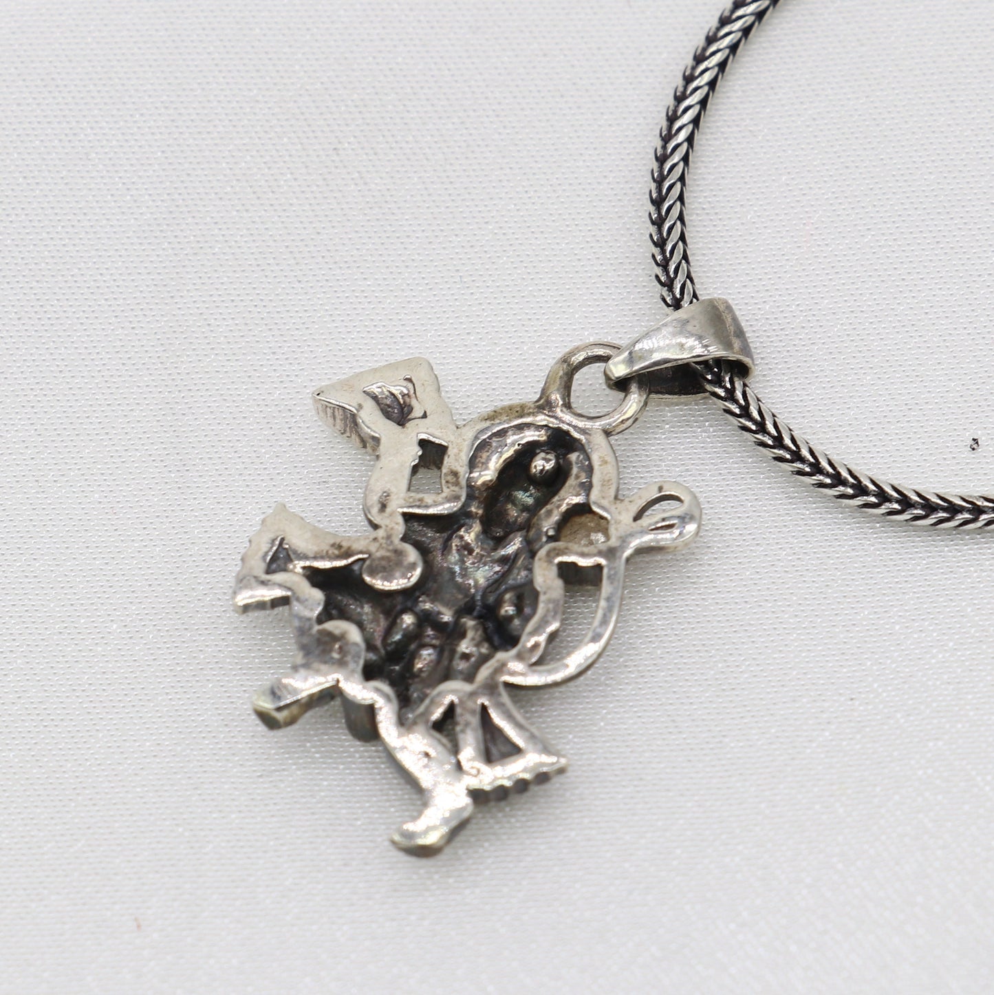 925 sterling silver handmade Hindu idol God Lord hanuman flying pendant, amazing divine lord bajarangbali pendant gifting jewelry NSP815 - TRIBAL ORNAMENTS