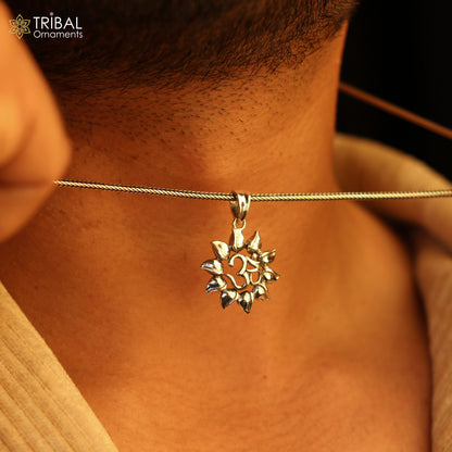 Sterling silver handmade Hindu mantra 'Aum' OM pendant, stylish tribal jewelry with good luck symbolism from TRIBAL ORNAMENTS.