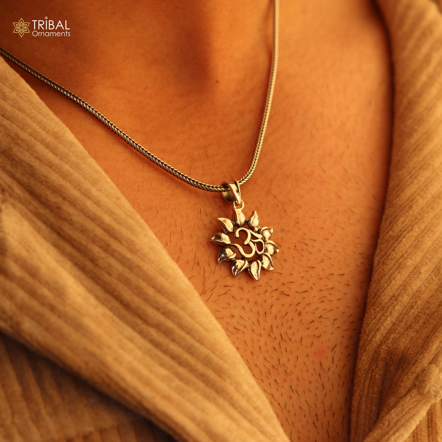 925 sterling silver handmade Hindu mantra 'Aum' OM pendant, amazing stylish good luck pendant personalized jewelry tribal jewelry ssp1429 - TRIBAL ORNAMENTS
