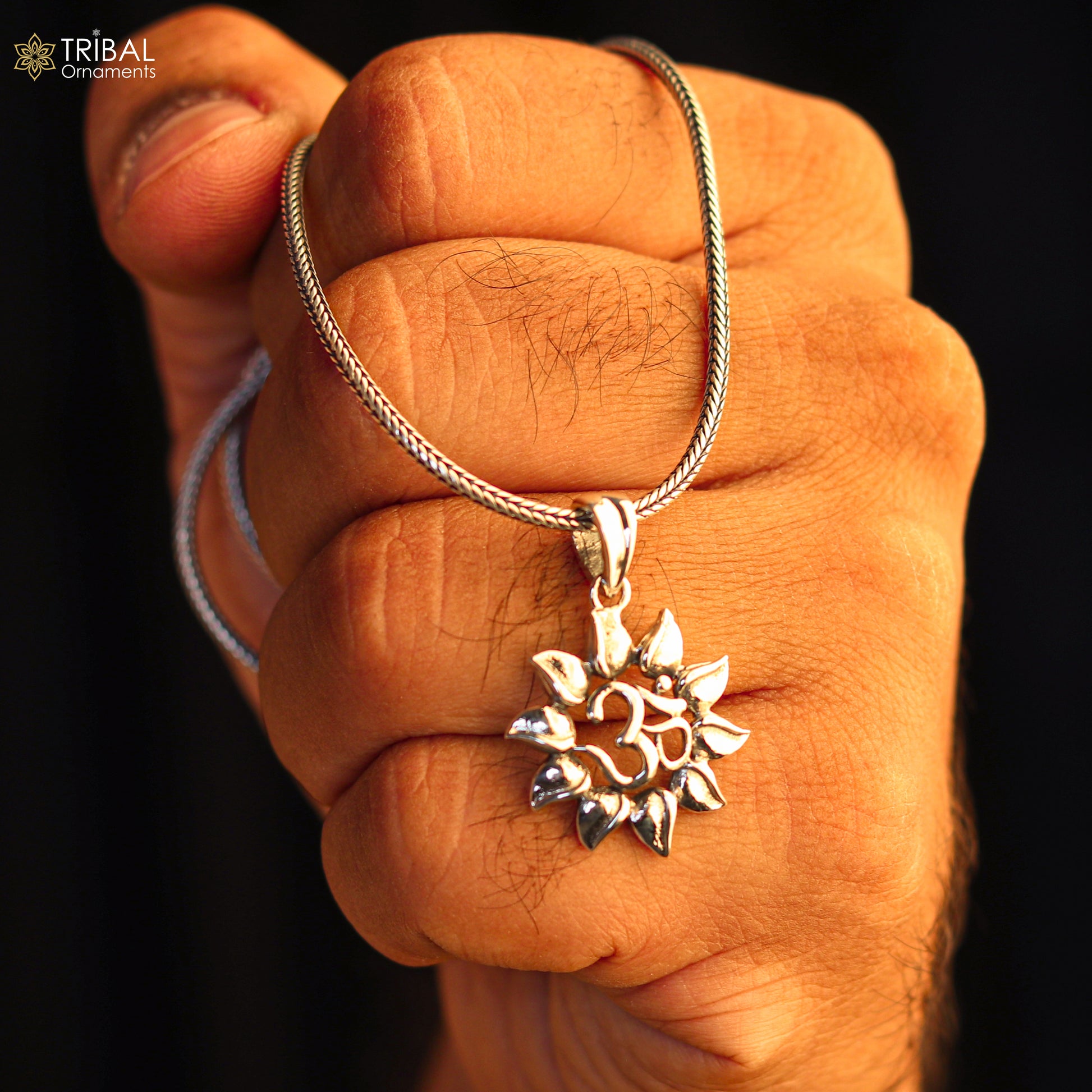 925 sterling silver handmade Hindu mantra 'Aum' OM pendant, amazing stylish good luck pendant personalized jewelry tribal jewelry ssp1429 - TRIBAL ORNAMENTS