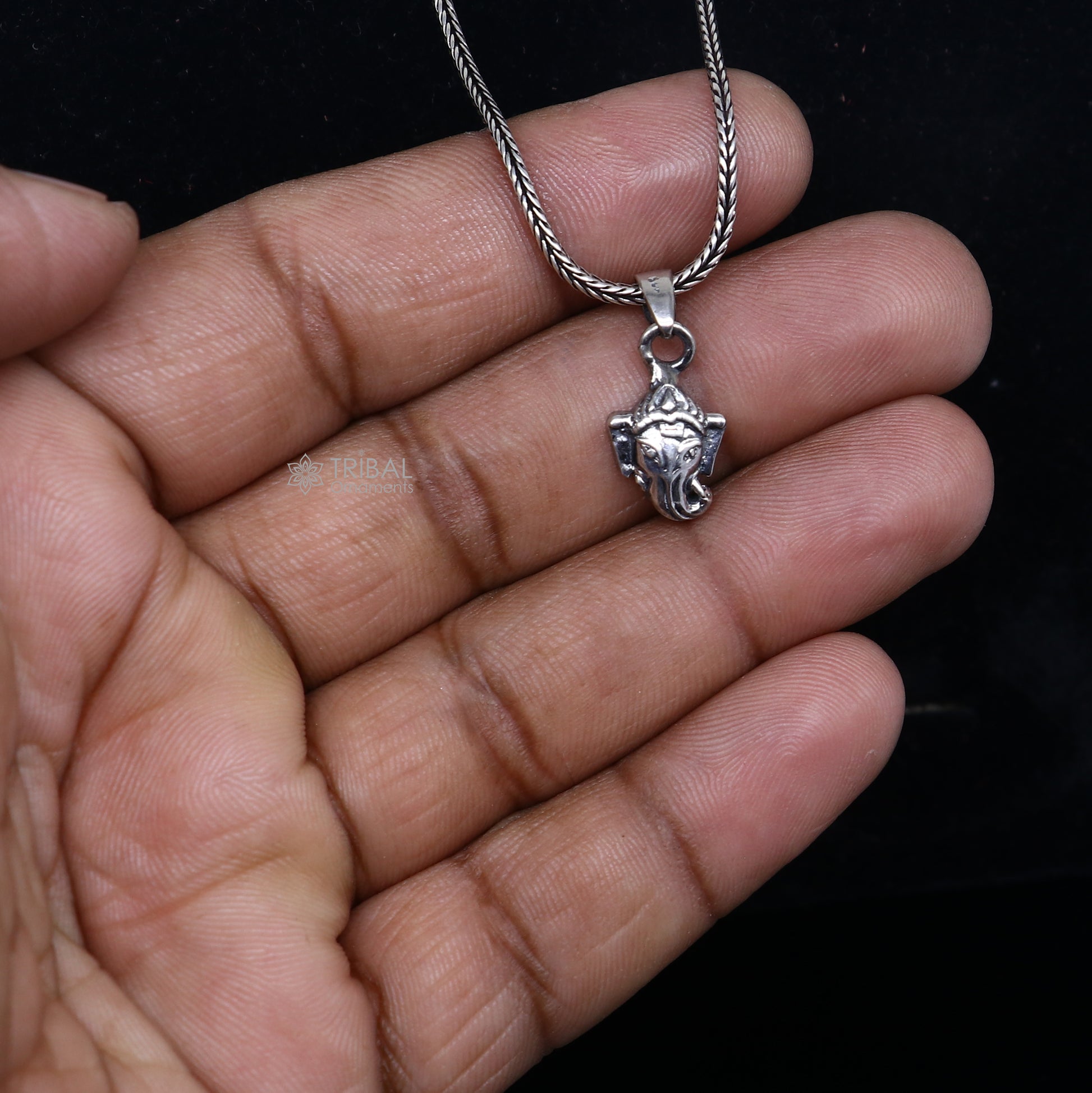 925 Sterling silver handmade lord Ganesha pendant nsp862 - TRIBAL ORNAMENTS