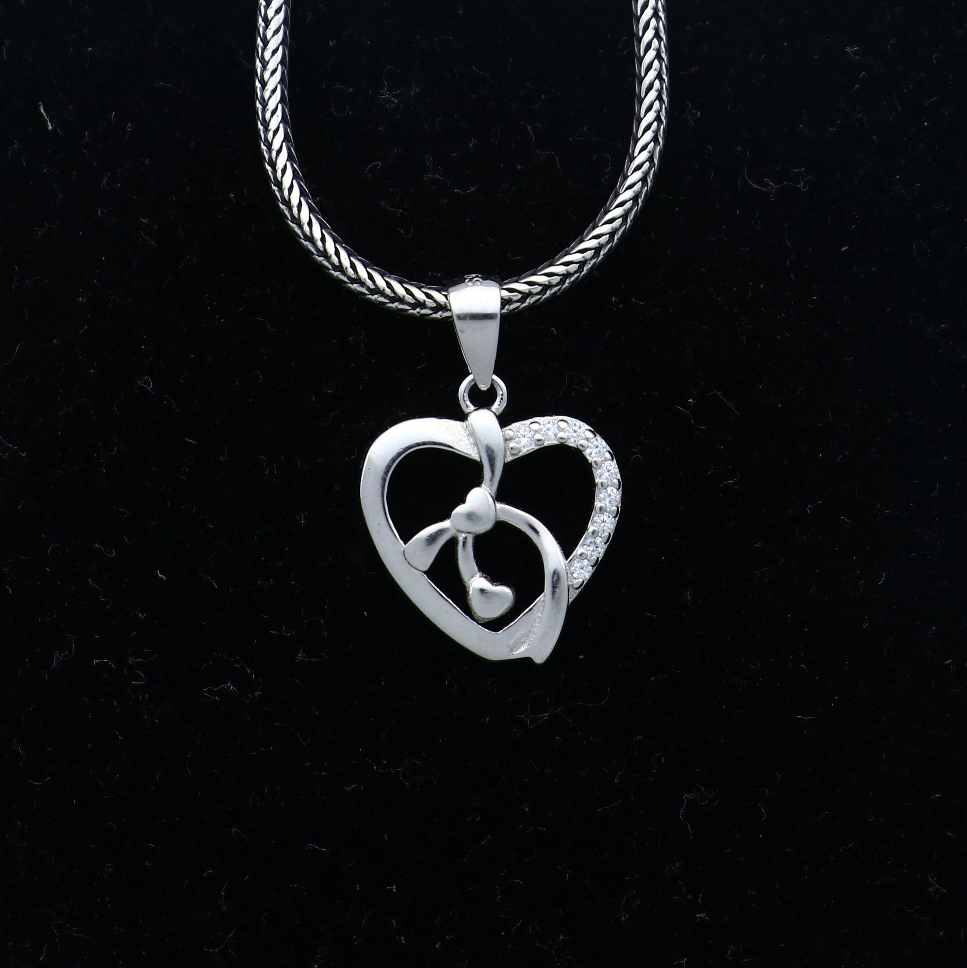 925 Sterling silver heart design diamond pendant nsp934 - TRIBAL ORNAMENTS