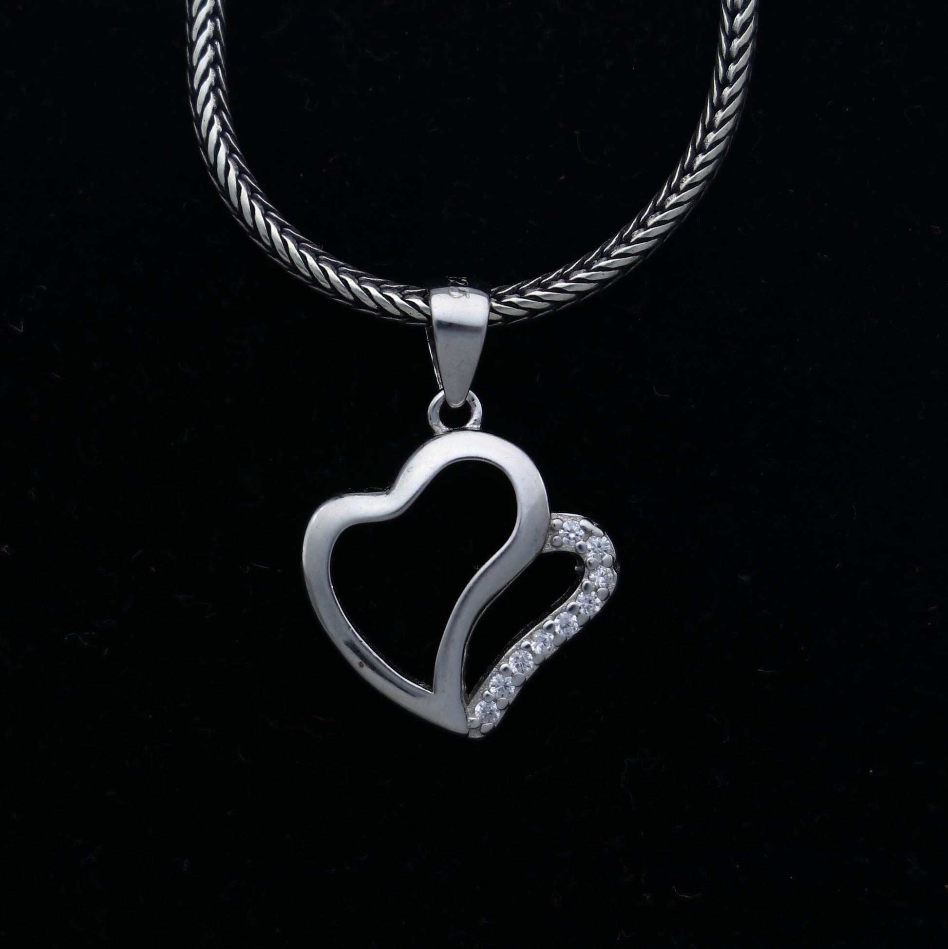 925 Sterling silver heart design diamond pendant nsp937 - TRIBAL ORNAMENTS
