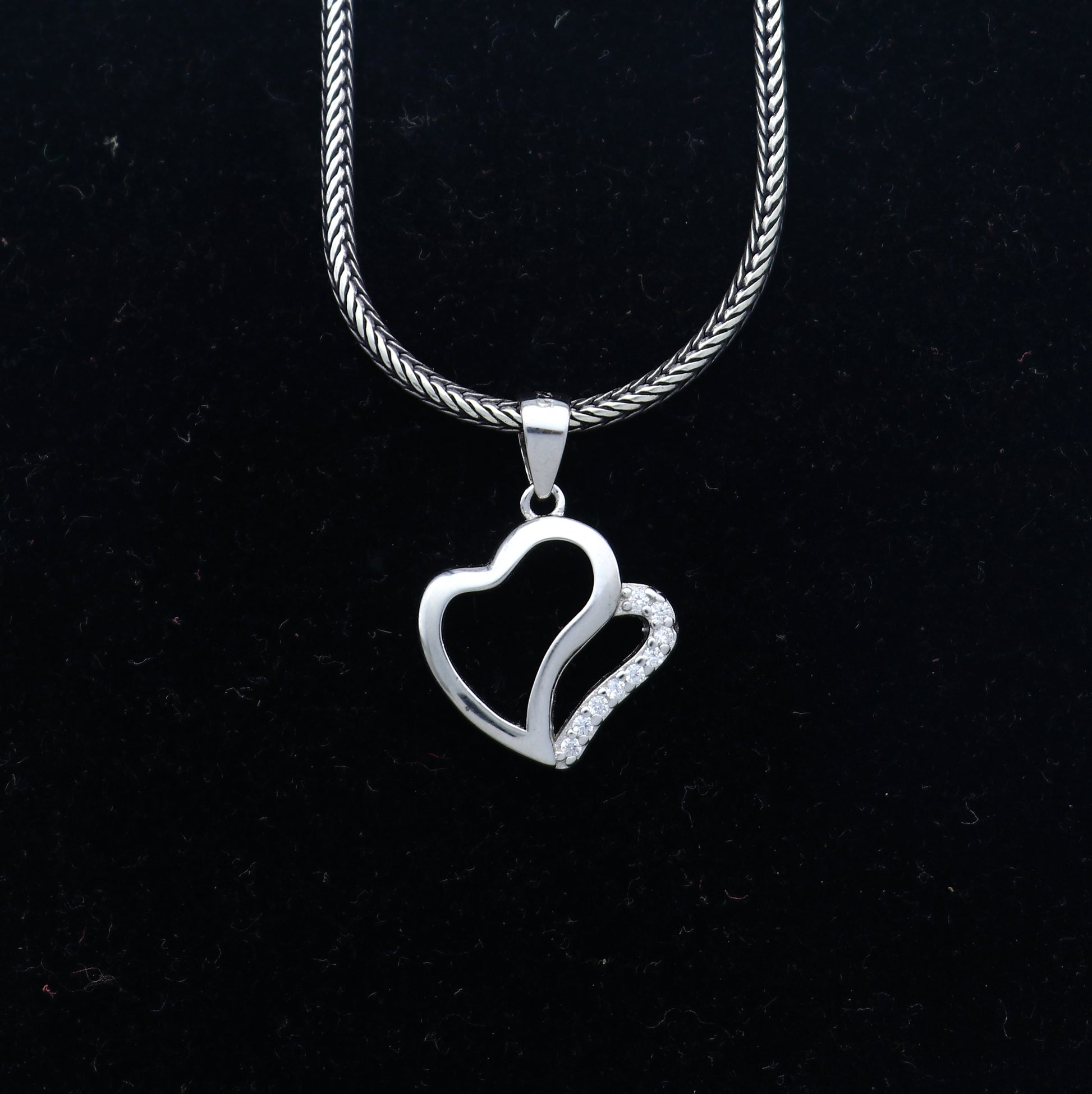 925 Sterling silver heart design diamond pendant nsp937 - TRIBAL ORNAMENTS