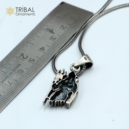 925 sterling silver Lord Mahakal pendant with chain, tribal jewelry design by TRIBAL ORNAMENTS, detailed religious pendant image