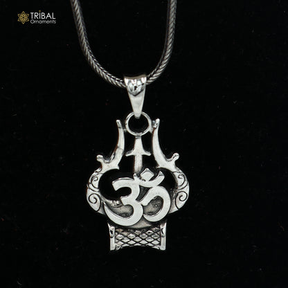 Sterling silver Shiva trident pendant with Om mantra on chain, tribal jewelry by TRIBAL ORNAMENTS.