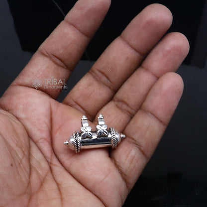 925 Sterling silver vintage amulet box pendant with mantra design, tribal ornaments style and silver Tabiz, model NSP851.