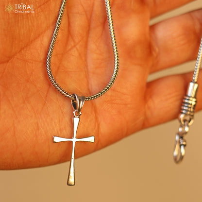 Elegant 925 sterling silver holy cross pendant by Tribal Ornaments, unisex jewelry with a unique, stylish design.
