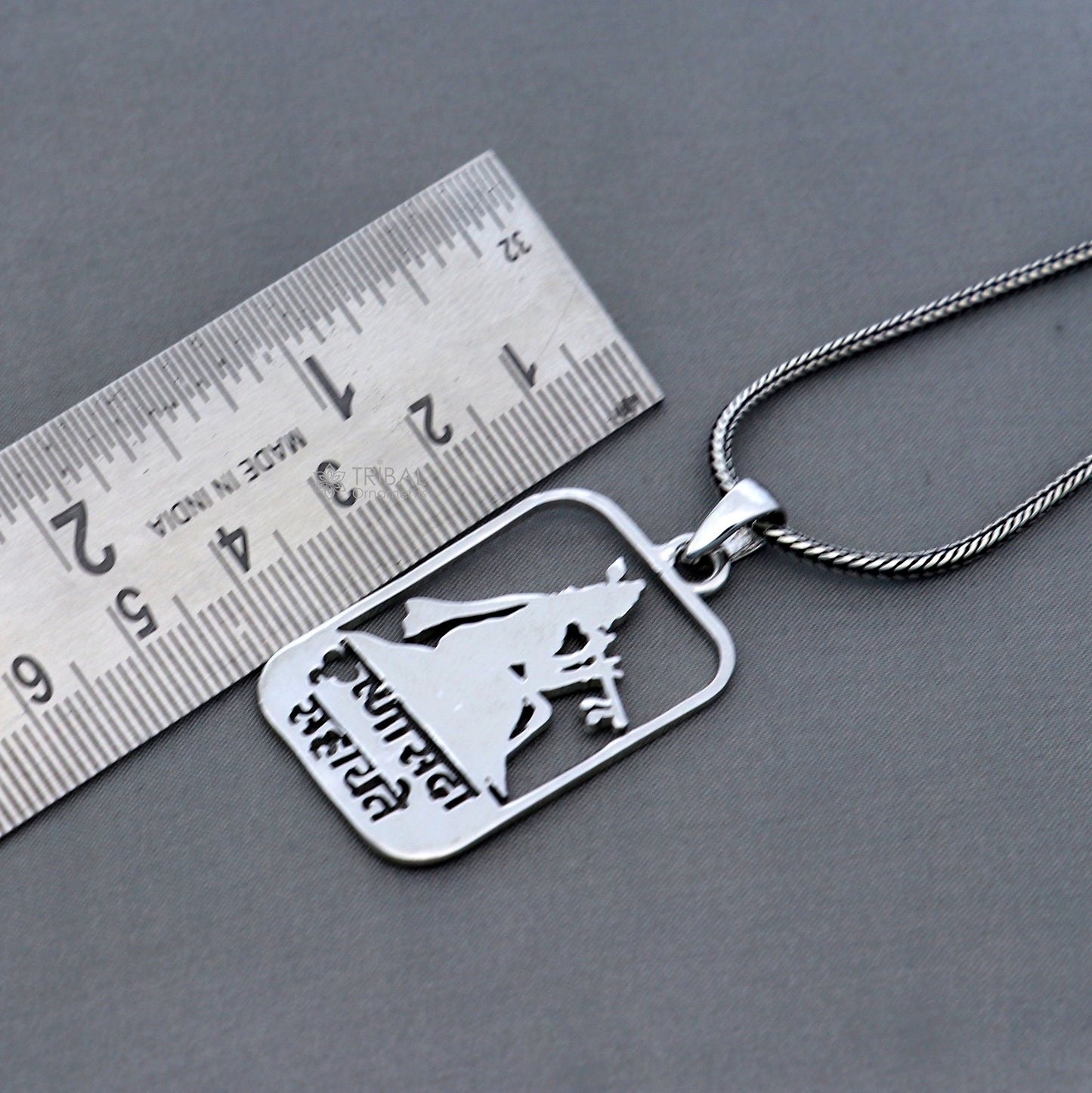 925 sterling silver handmand" Krishna sada sahayate " krishna mantra pendant nsp895 - TRIBAL ORNAMENTS