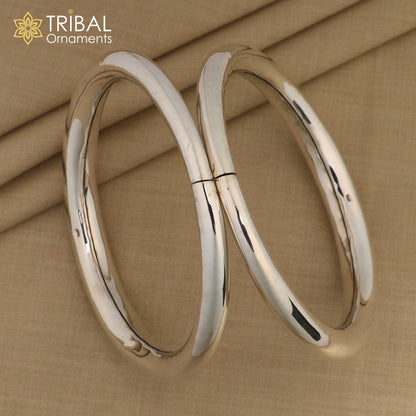 Handmade 925 Sterling silver Indian traditional women's foot kada ankle bracelet with plain tribal design by Tribal Ornaments.