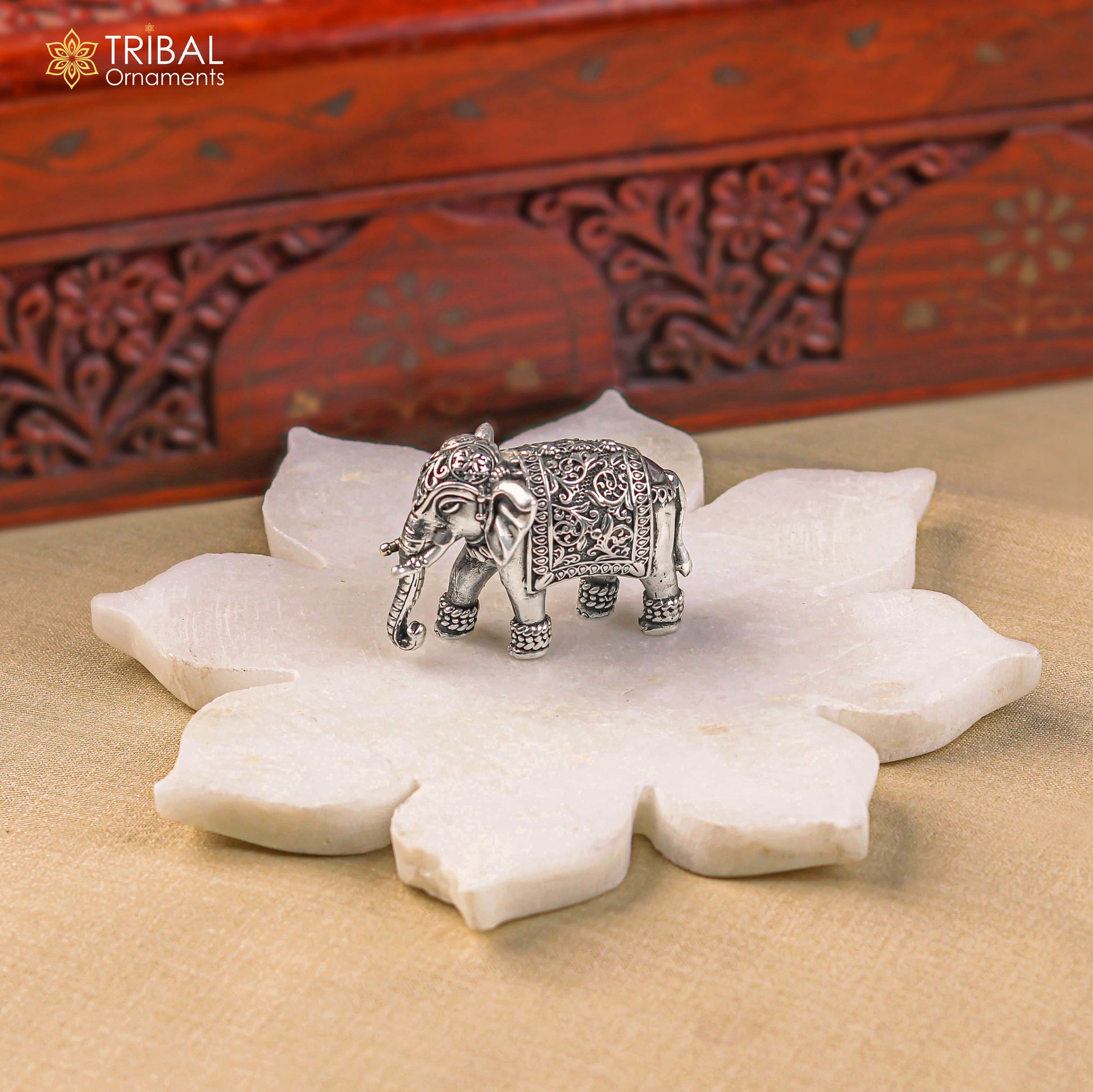 925 Sterling silver Kandrai work Nakshi/ chitai design customized Elephant statue, puja article figurine, décor Diwali puja articles su494 - TRIBAL ORNAMENTS