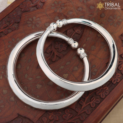 Sterling silver foot bracelet ankle kada with shiny, plain design, unisex jewelry by Tribal Ornaments.