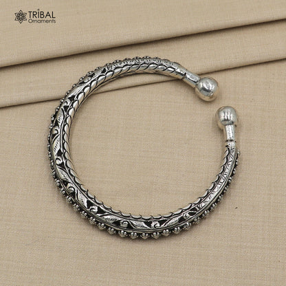 Vintage 925 sterling silver ethnic Chitai work ankle kada bracelet featuring intricate tribal design and customization.