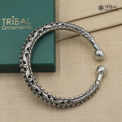 Sterling silver vintage ethnic Chitai work foot ankle Kada bracelet with intricate tribal design, customized jewelry by TRIBAL ORNAMENTS