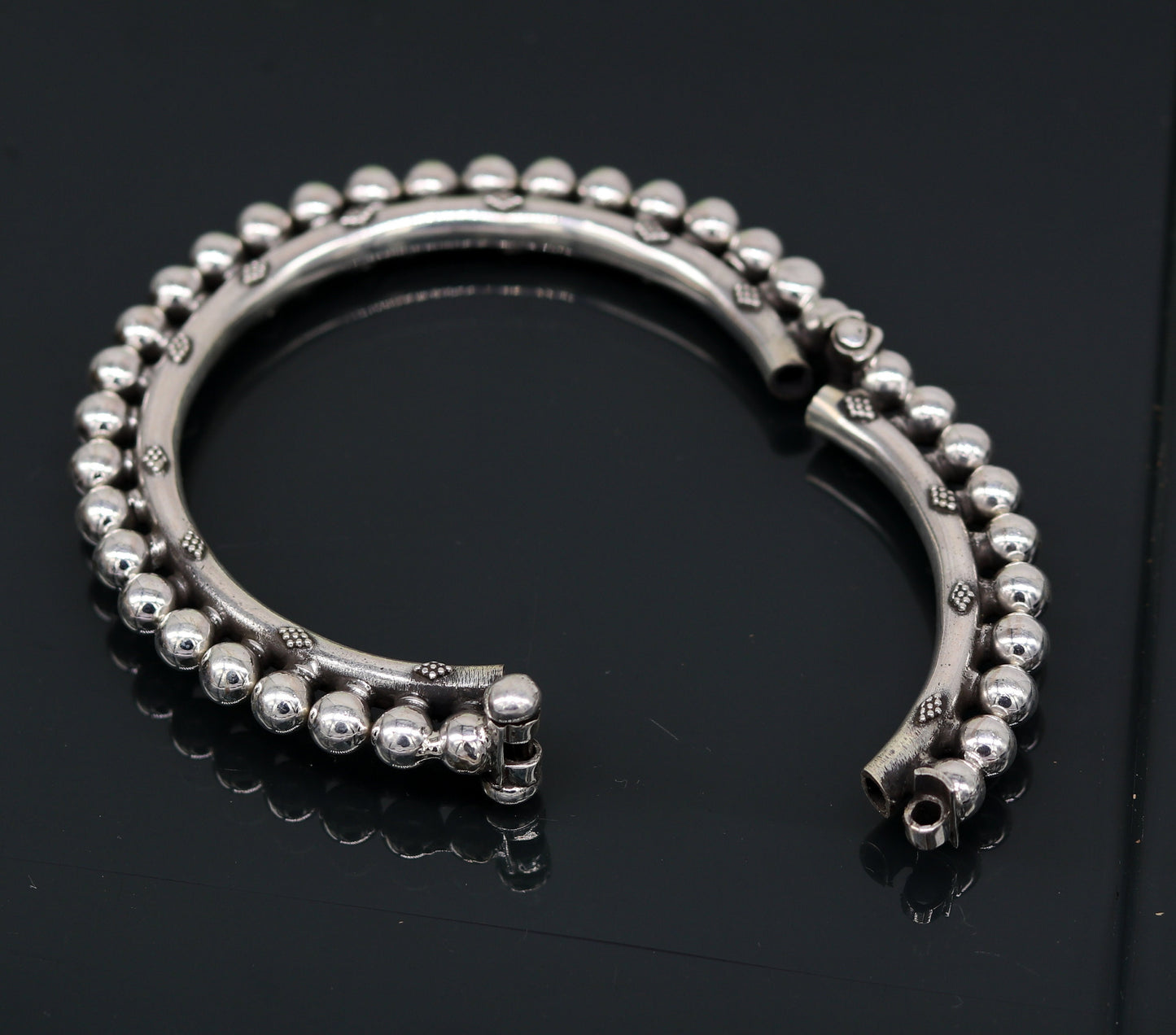Handmade 925 sterling silver beaded bangle bracelet with customized vintage tribal design, perfect for bridesmaids or tribal jewelry gifts.