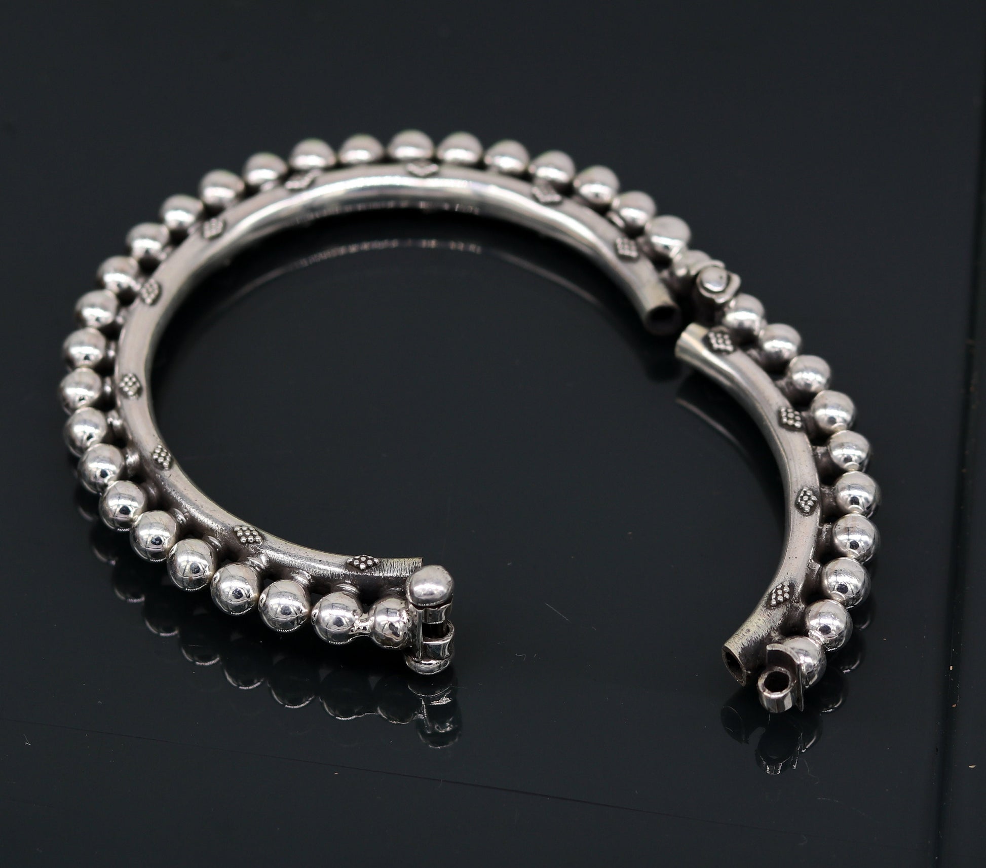 Handmade 925 sterling silver beaded bangle bracelet with customized vintage tribal design, perfect for bridesmaids or tribal jewelry gifts.